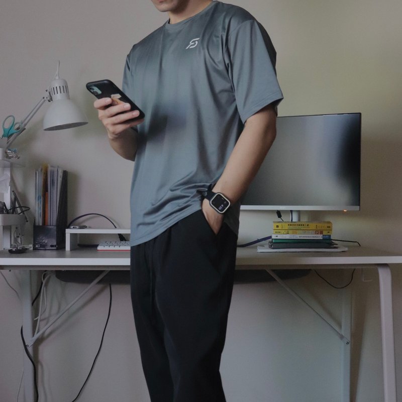 AllConf系列 半落肩休閒訓練短袖上衣 - 碳深灰 - 運動上衣/排汗衫 - 聚酯纖維 灰色