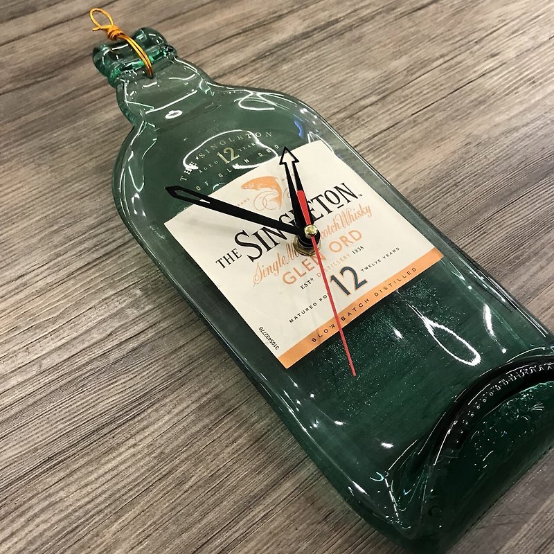Sugden 12 Years Old Whiskey Original Bottle Wall Clock - นาฬิกา - แก้ว 