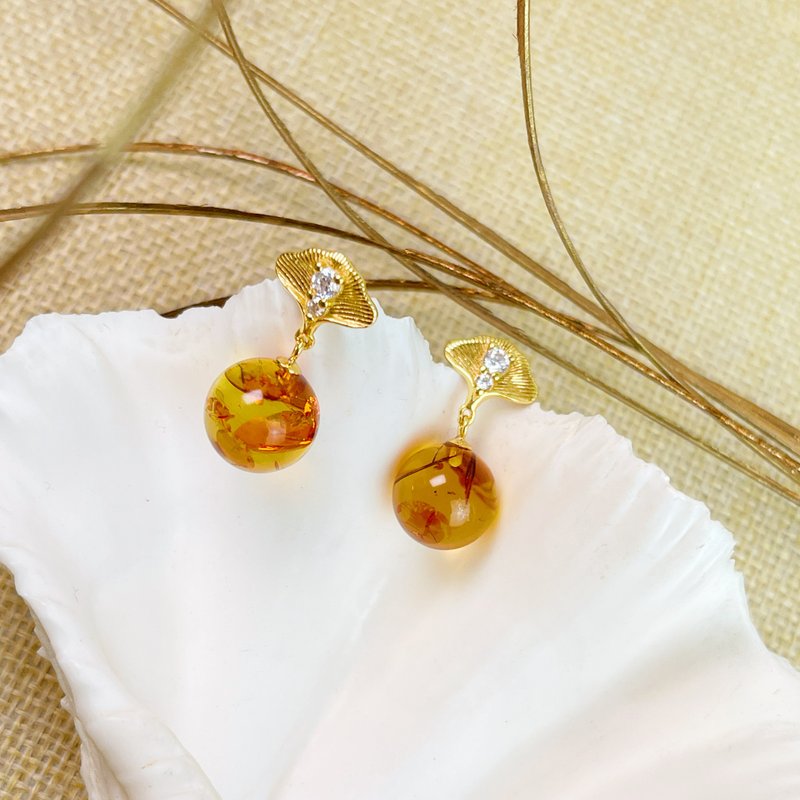 Warp away evil spirits/bring good luck - diamond-set ginkgo gold and amber earrings - ต่างหู - เครื่องเพชรพลอย 