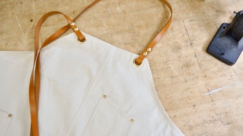 New apron TYPE 02 white