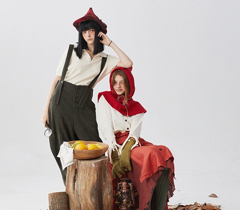 【Little Red Riding Hood】Retro fairy tale/pointed top drawstring shawl hat - Knit Scarves & Wraps - Wool Red