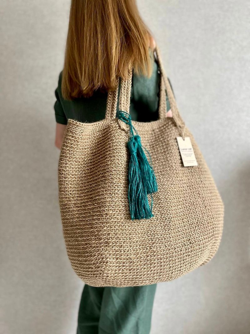 Crochet Jute MEGABAG, Shoulder Bag, Extra Large Jute Market Bag - กระเป๋าถือ - วัสดุอีโค สีนำ้ตาล