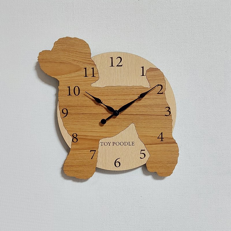 期間値下げ3000円引き 名入れ ワンちゃん はみ出し壁掛時計 トイプードル　レッド　静音時計 - 時計 - 木製 