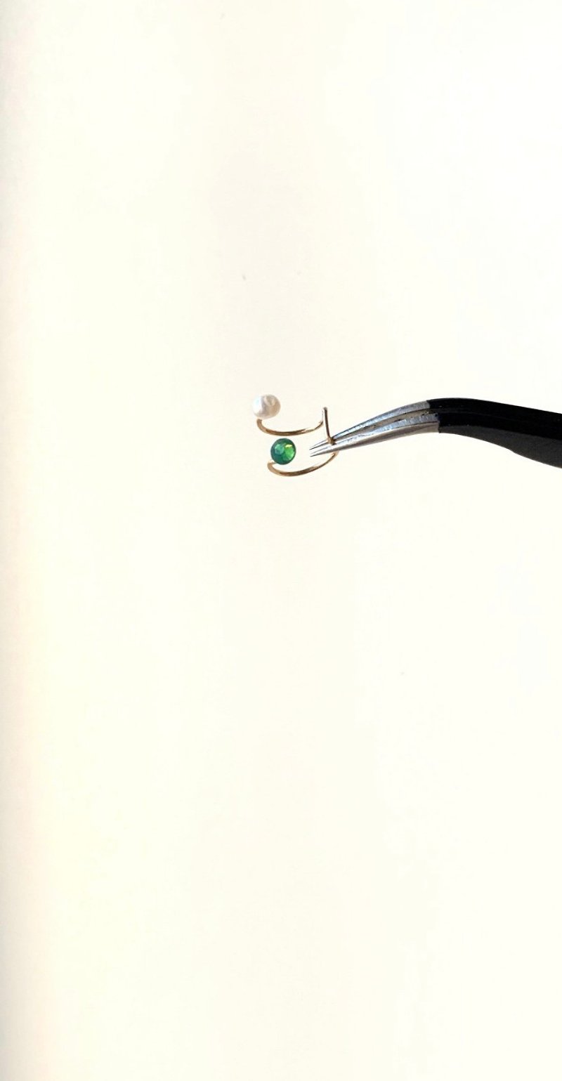14kgf Pearl ・ ・ ・ green - Earrings & Clip-ons - Pearl Green