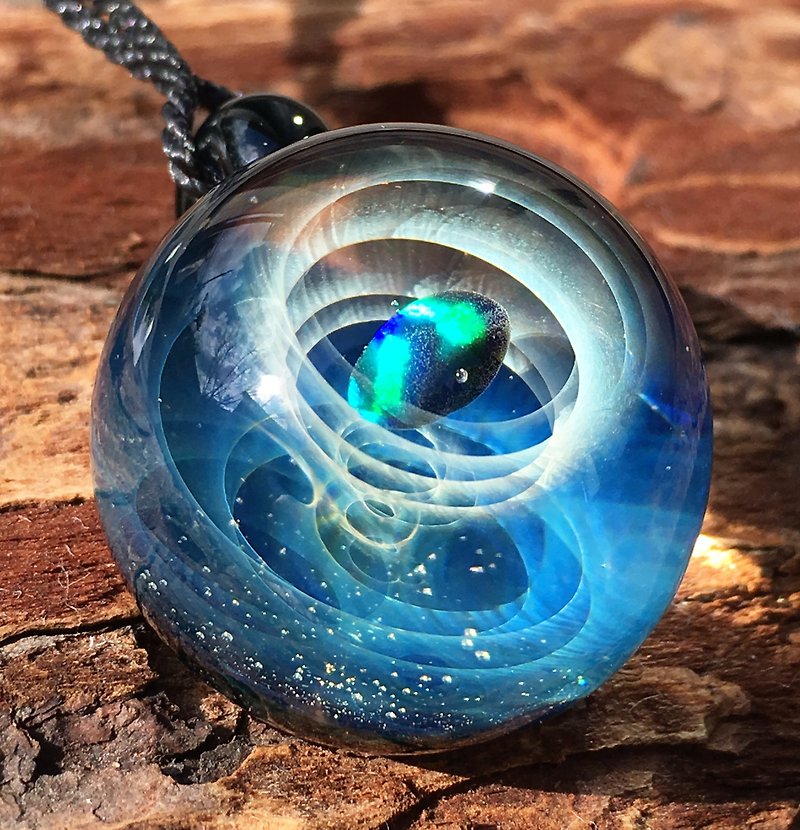 boroccus opal galaxy nebula three-dimensional pattern heat-resistant glass pendant - สร้อยคอ - แก้ว สีน้ำเงิน