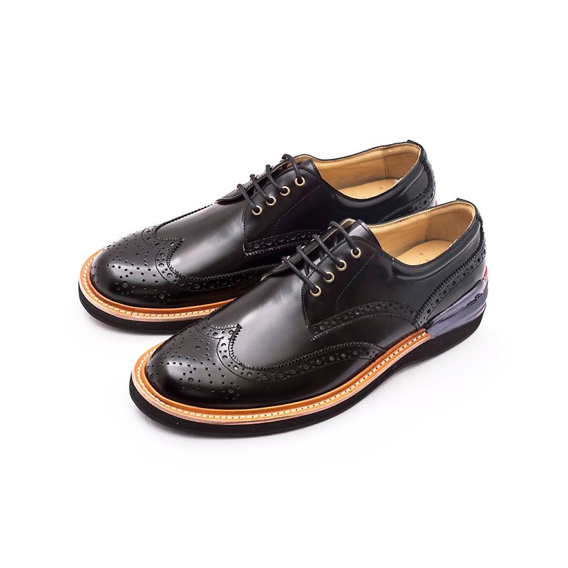 Chainloop SCOT carved Oxford shoes cushion insole sports outsole Made in Taiwan shiny black cowhide leather uppers - รองเท้าลำลองผู้ชาย - หนังแท้ สีดำ