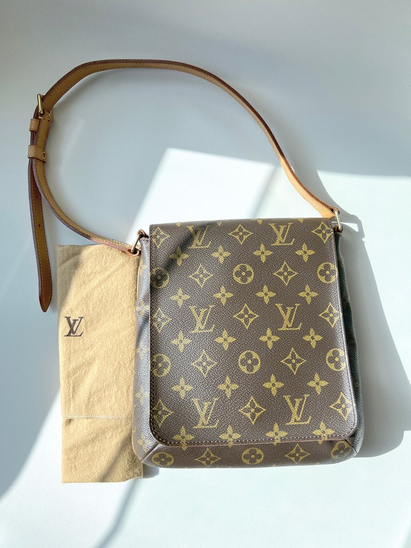 LOUIS VUITTON LV shoulder bag Faye Wong bag crossbody bag armpit bag Japanese second-hand - กระเป๋าแมสเซนเจอร์ - หนังแท้ 