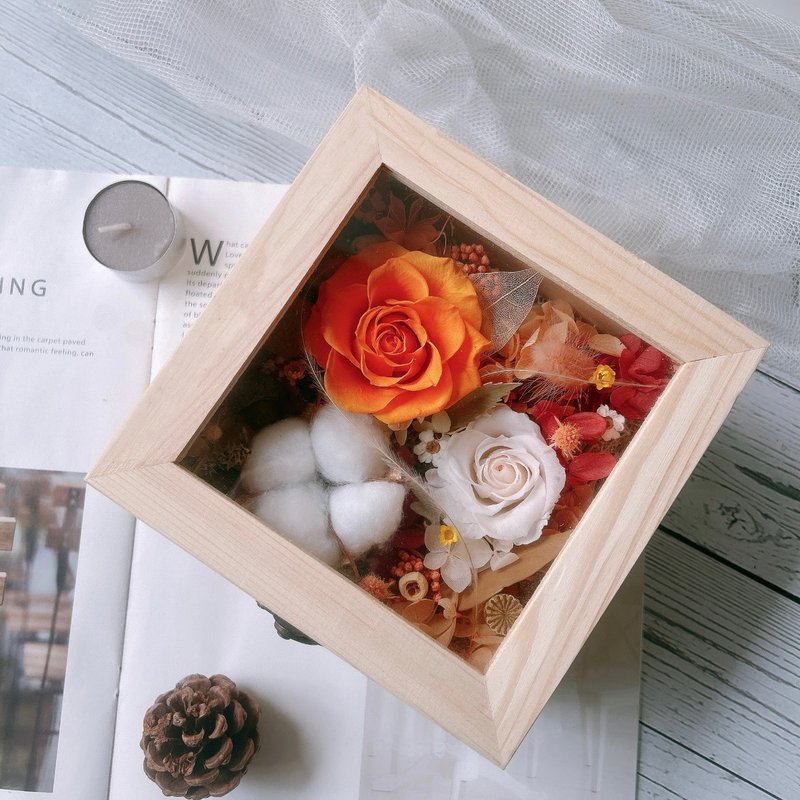 Eternal Flower Wooden Box Customized Engraved Ring Box Home Decoration - ช่อดอกไม้แห้ง - พืช/ดอกไม้ สีน้ำเงิน