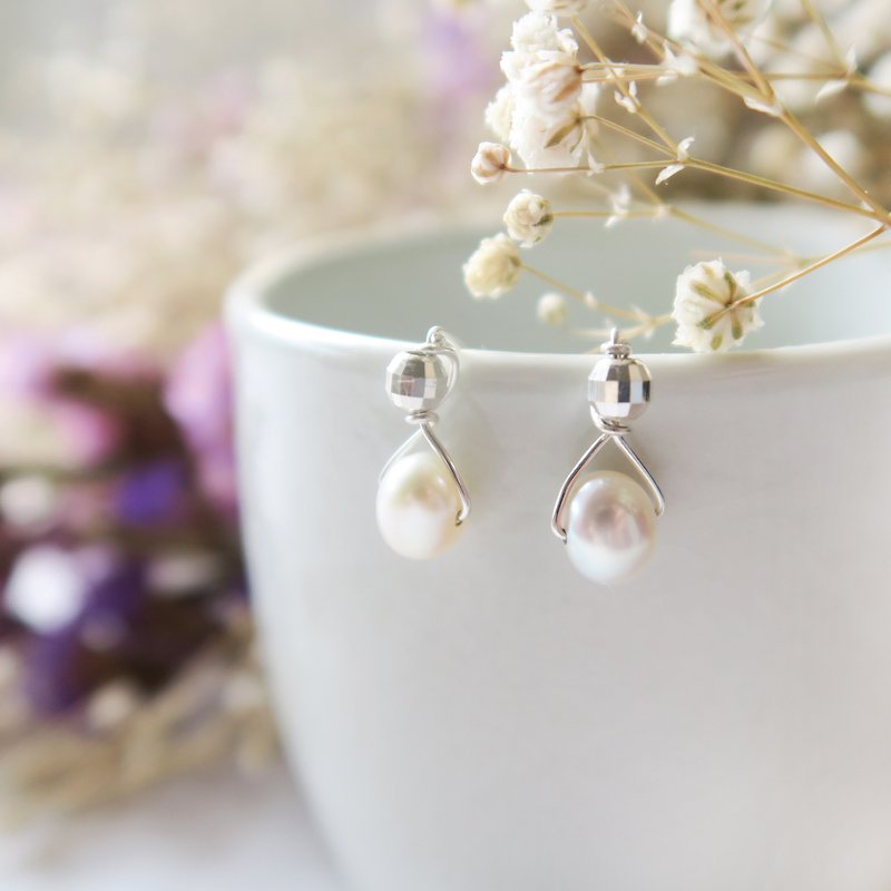 925 Silver Fresh Water Pearls Earrings-sold as a pair- Ear Clip - ต่างหู - เงินแท้ ขาว