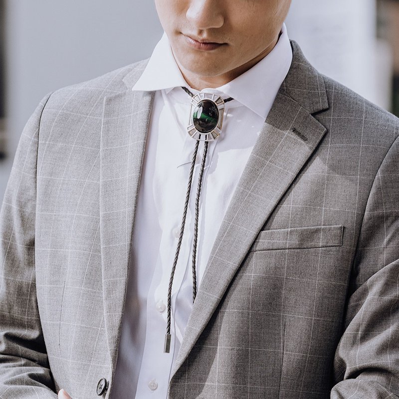 寶匣 保羅領帶 Bolo Tie 皮革項鍊 皮繩領帶 長項鍊 手繪冷琺瑯 - 領帶/領帶夾 - 人造皮革 黑色