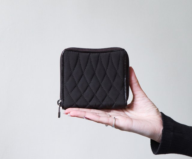 Quilted best sale fabric wallet