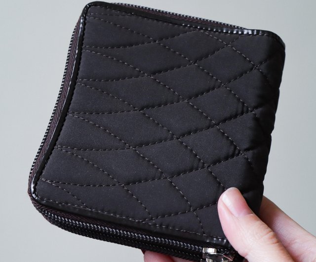 Quilted fabric outlet wallet