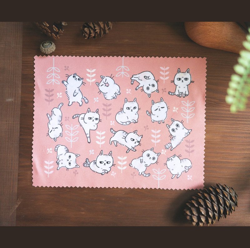 Cat glasses cloth wiping cloth calico cat - กล่องแว่น - วัสดุอื่นๆ 