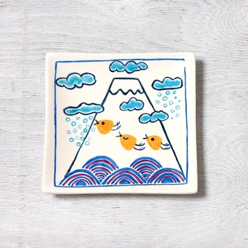 Pop Mt. Fuji and wave plover (winter) square plate - จานเล็ก - ดินเผา 