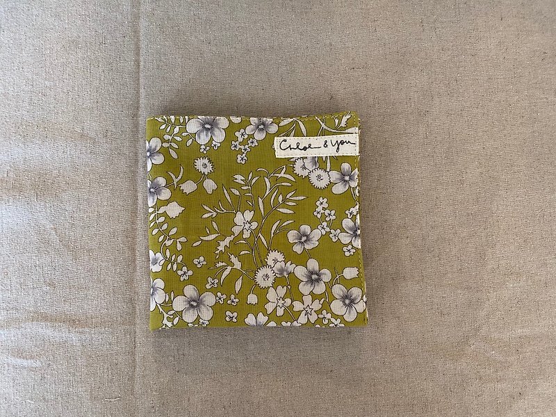 Double gauze handkerchief-yellow and green flower - Handkerchiefs & Pocket Squares - Cotton & Hemp 