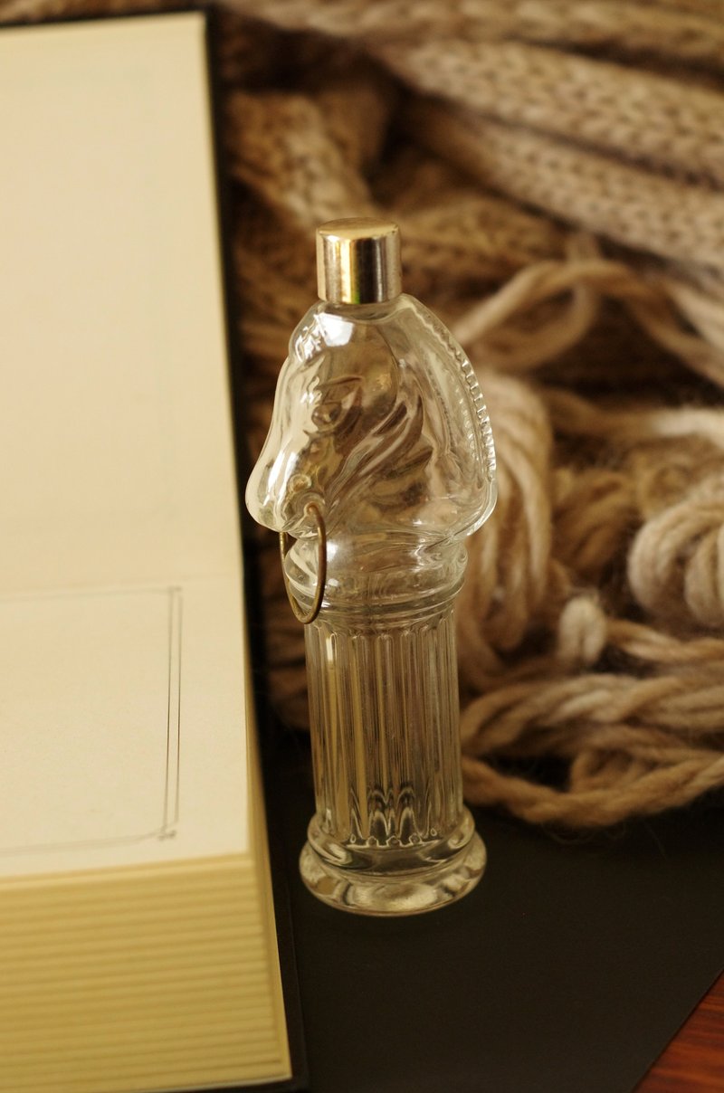 古董AVON 1970~1980年馬透明玻璃小罐子/香水罐 W636 - 花瓶/花器 - 其他金屬 銀色