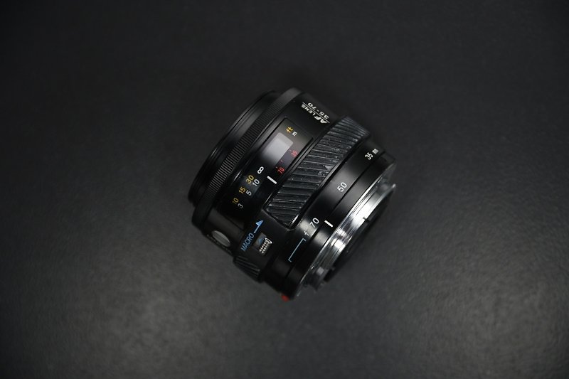 【クラシックアンティーク】ミノルタ AF Zoom 35-70mm F4 ズームレンズ Aマウント - カメラ - その他の素材 