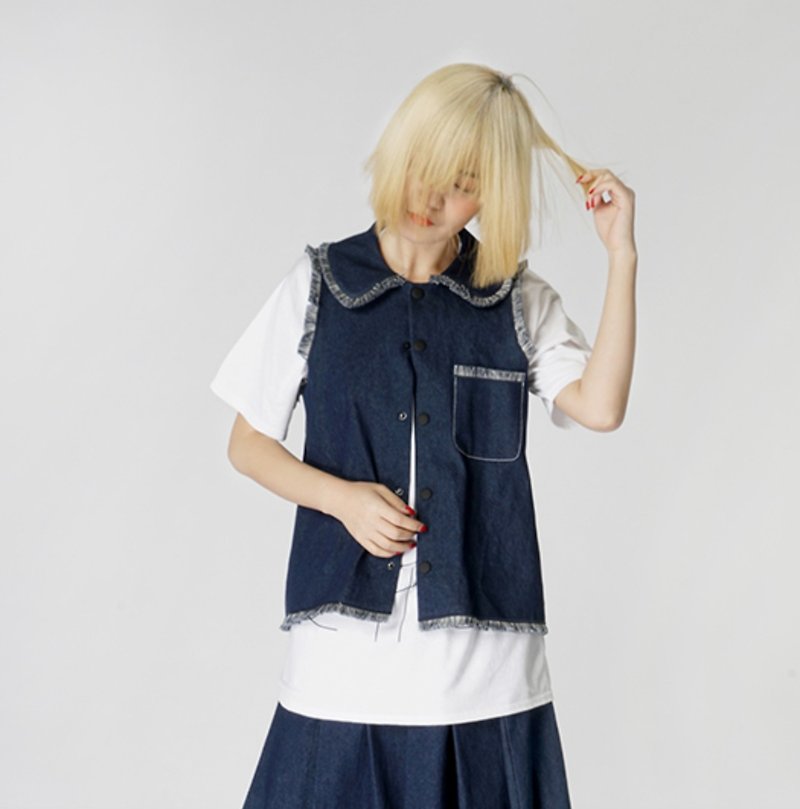 College retro denim vest - imakokoni - เสื้อกั๊กผู้หญิง - ผ้าฝ้าย/ผ้าลินิน สีน้ำเงิน
