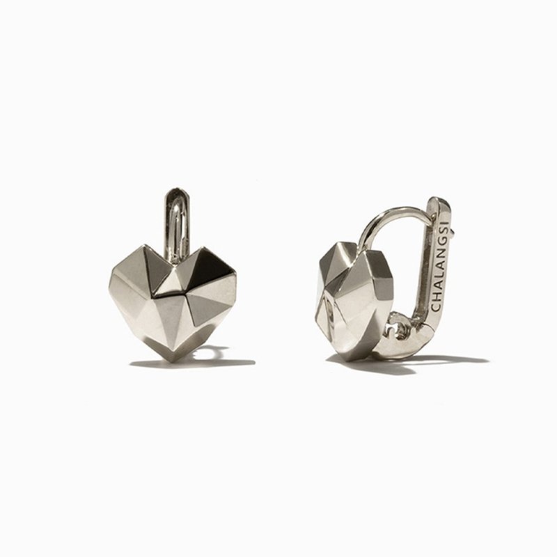 Korean Celebrity Worn Unique Heart One Touch Earrings 925 Silver - 耳環/耳夾/耳骨夾 - 其他金屬 銀色