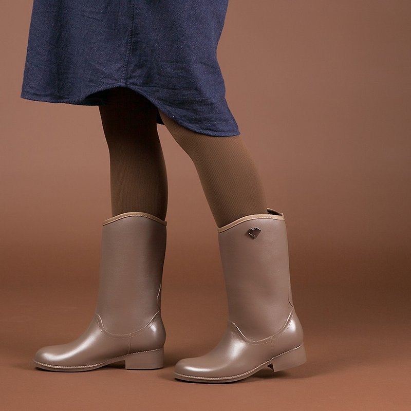 零碼-【城市漫遊】U口修飾型皮感中筒雨靴_可可駝(建議小半號) - 雨鞋/防水鞋 - 防水材質 咖啡色