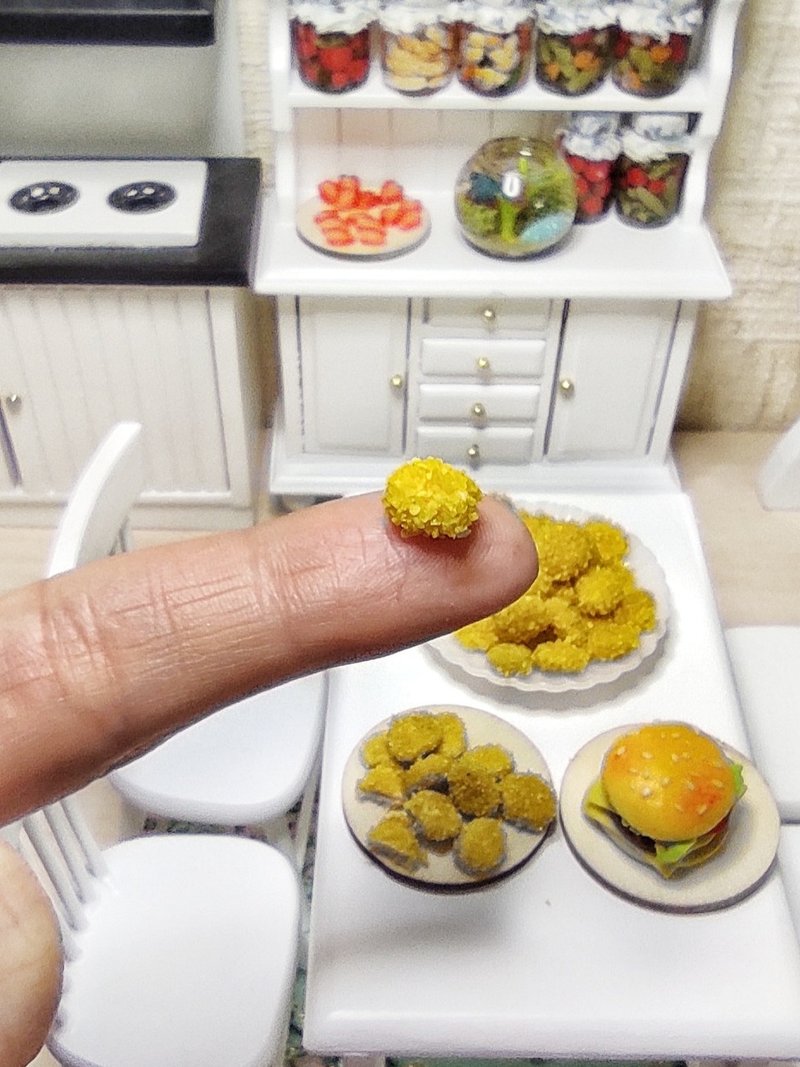 Nuggets for dollhouse - food for dolls - Nuggets - Realistic nuggets - 公仔模型 - 黏土 