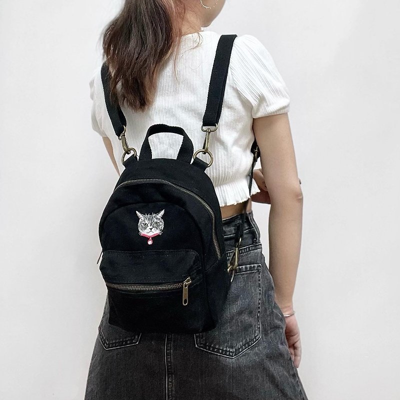 [Customized] Pet Embroidery Dual-purpose Mini backpack Canvas Mini Backpack Illustration Style - Unisex Hoodies & T-Shirts - Cotton & Hemp Multicolor
