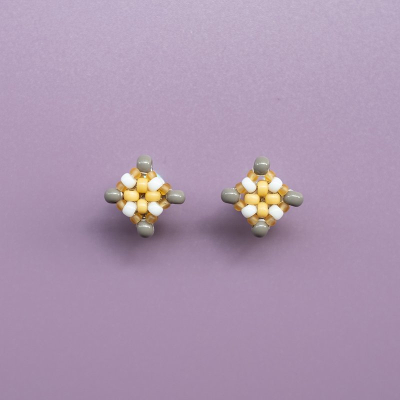 Retro Gray and Yellow Tile Earrings, Earrings Clip - ต่างหู - แก้ว สีเหลือง