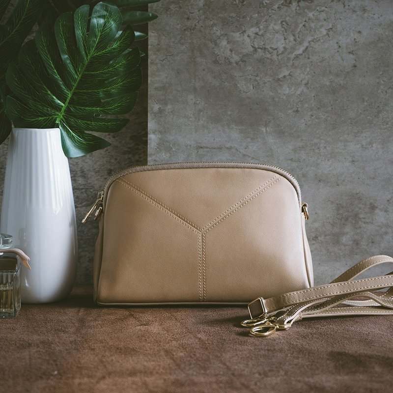 Geometric genuine leather dual-purpose shoulder bag X1940 Milk Tea - กระเป๋าแมสเซนเจอร์ - หนังแท้ สีกากี