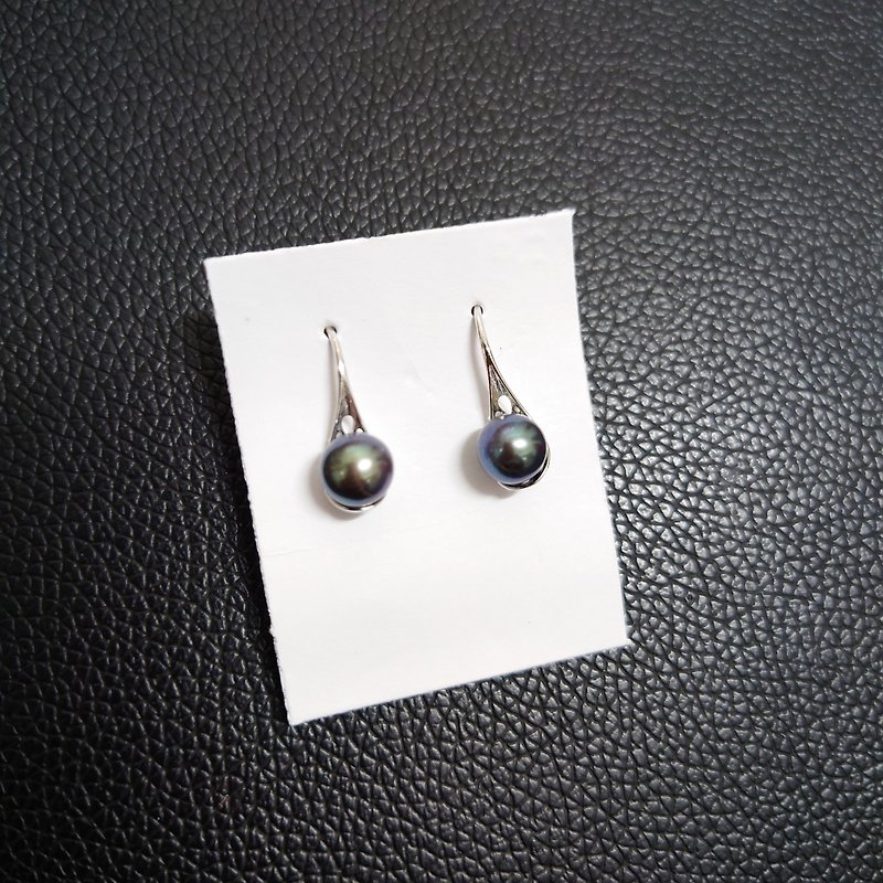 Pearl earrings-simple style - ต่างหู - ไข่มุก สีดำ