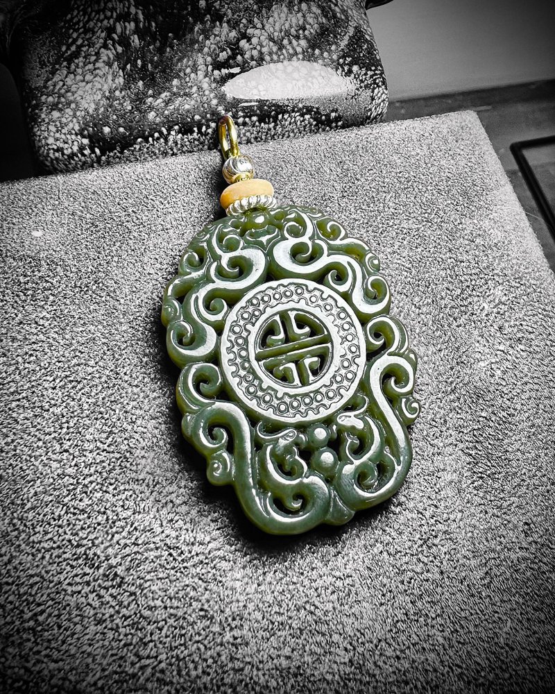 和田青玉/鏤空龍鳳壽紋 銅銀製墜牌 - 項鍊 - 玉石 