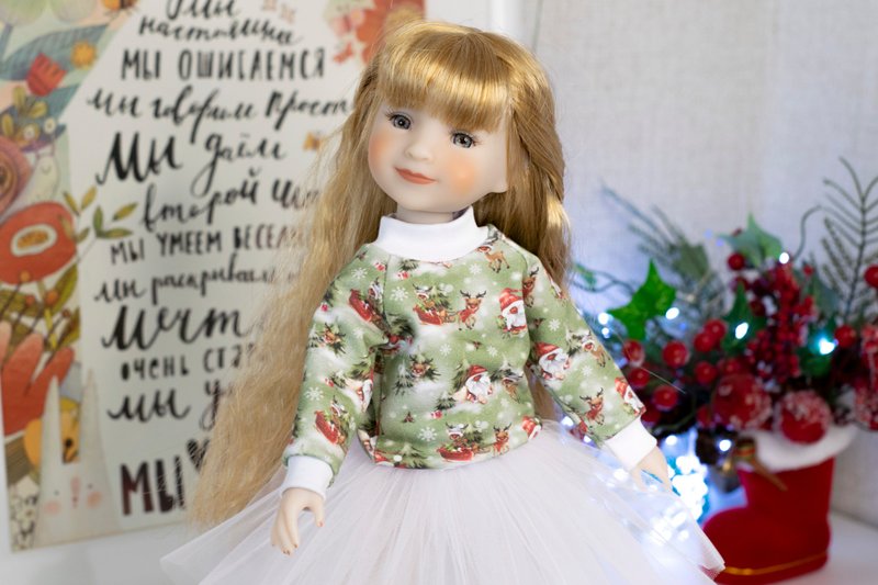 Christmas sweatshirt for Ruby Red Fashion Friends doll (37 cm/14.5 inches), rrff - ตุ๊กตา - ผ้าฝ้าย/ผ้าลินิน สีเขียว