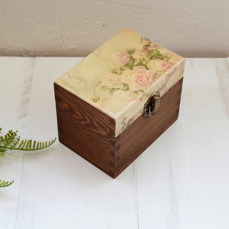 [Wood] love classic retro rose rustic wooden box 6 grid oil water wet ink cartridge 15ML essential oil wooden box - น้ำหอม - กระดาษ 