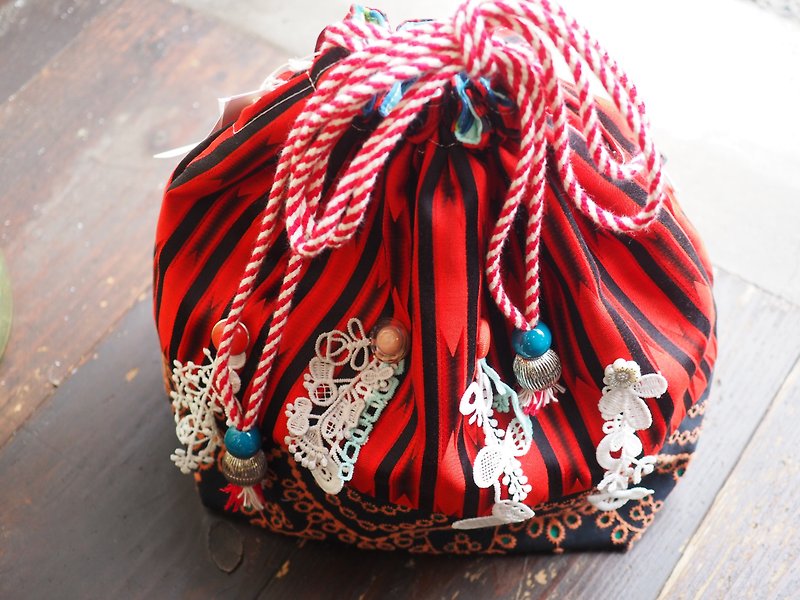 Niko x AMBER original limited edition kimono drawstring bag - อื่นๆ - วัสดุอื่นๆ สีแดง