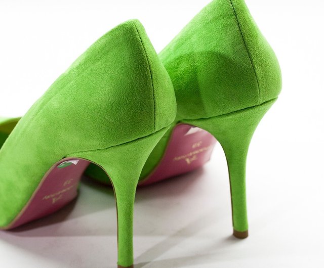 Bright hot sale green pumps