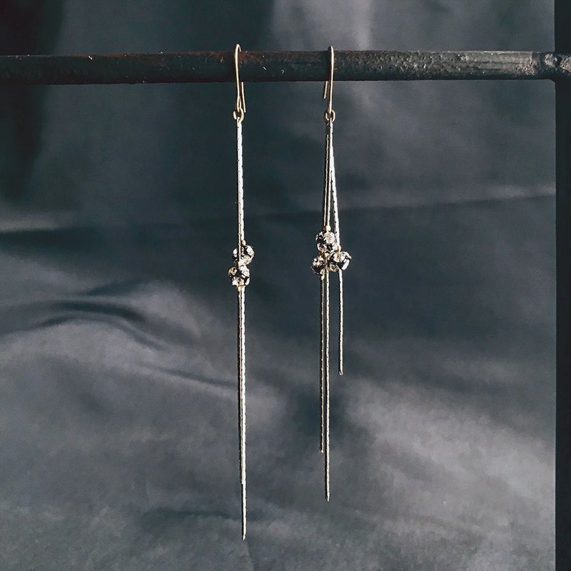 Glass Earrings & Clip-ons Silver - after the rain --pierced earrings super long 5 drops