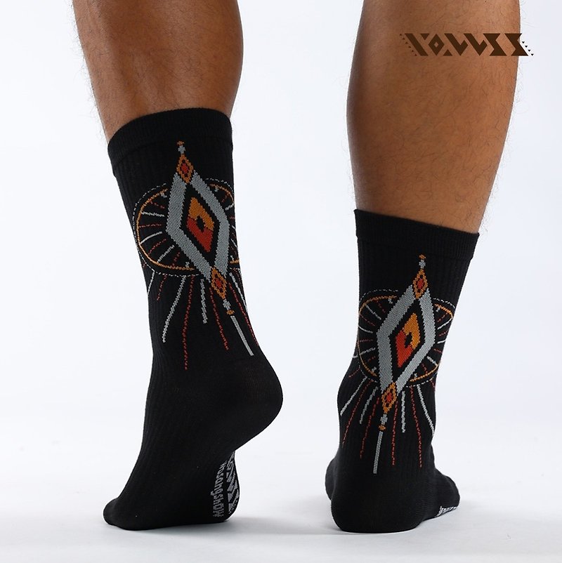 [Totem Series] Patron Saint Totem Sports Mid-length Socks (Black) - ถุงเท้า - ผ้าฝ้าย/ผ้าลินิน สีดำ