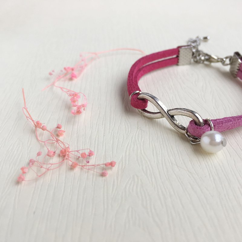Handmade Infinity Bracelets – berry purple limited - สร้อยข้อมือ - วัสดุอื่นๆ สีม่วง