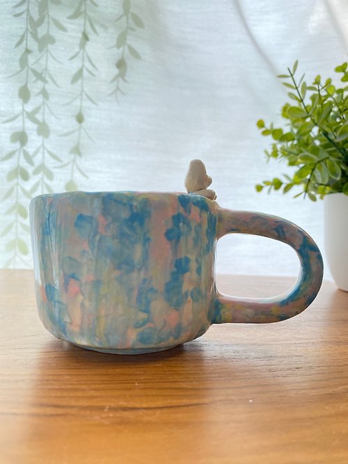 Cute cloud-shaped handmade ceramic mug. - Shop cher's pottery Cups - Pinkoi
