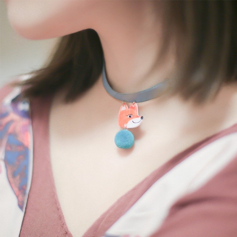 Sen fairy tale little fox necklace hand made retro necklace cute gift - สร้อยติดคอ - ผ้าฝ้าย/ผ้าลินิน สีน้ำเงิน