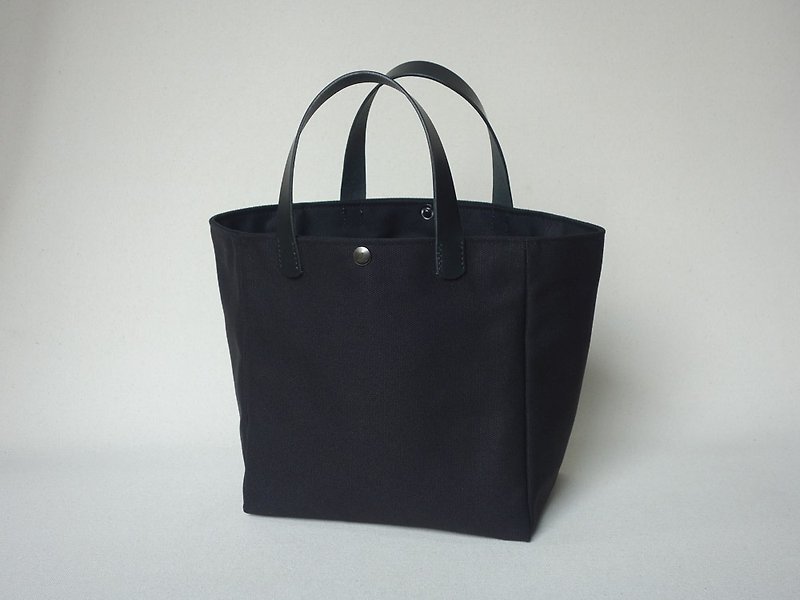 Simple handbag · black · small · hand-stitched leather - กระเป๋าถือ - ผ้าฝ้าย/ผ้าลินิน สีดำ