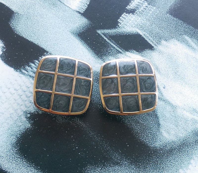 【西洋古董飾品 】鬆餅格 墨藍色調 針式耳環 - 耳環/耳夾 - 其他金屬 金色