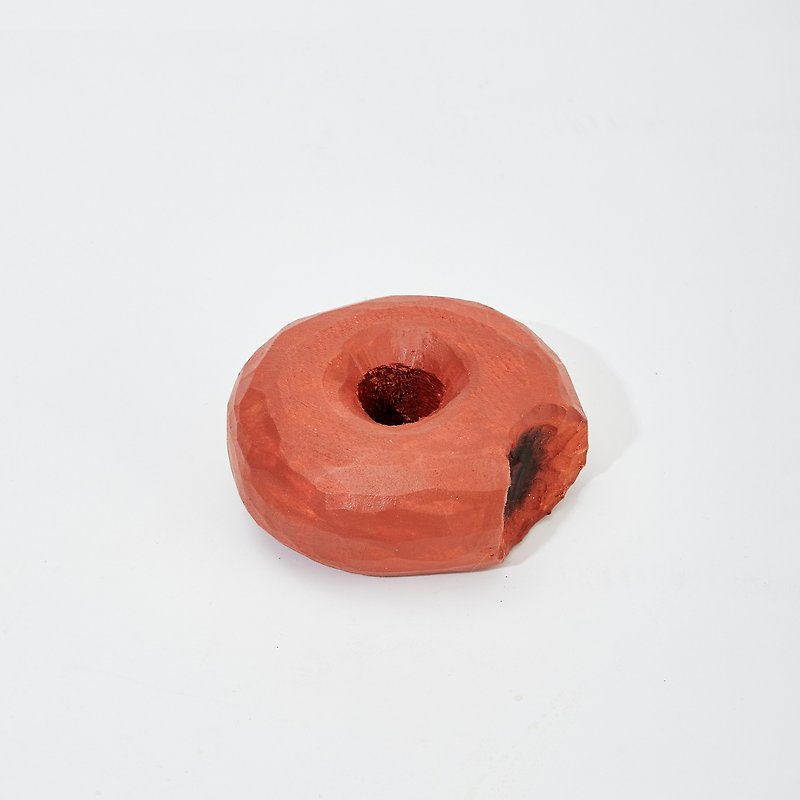 Dodi Carved Wooden Chocolate Donut - ของวางตกแต่ง - ไม้ สีส้ม