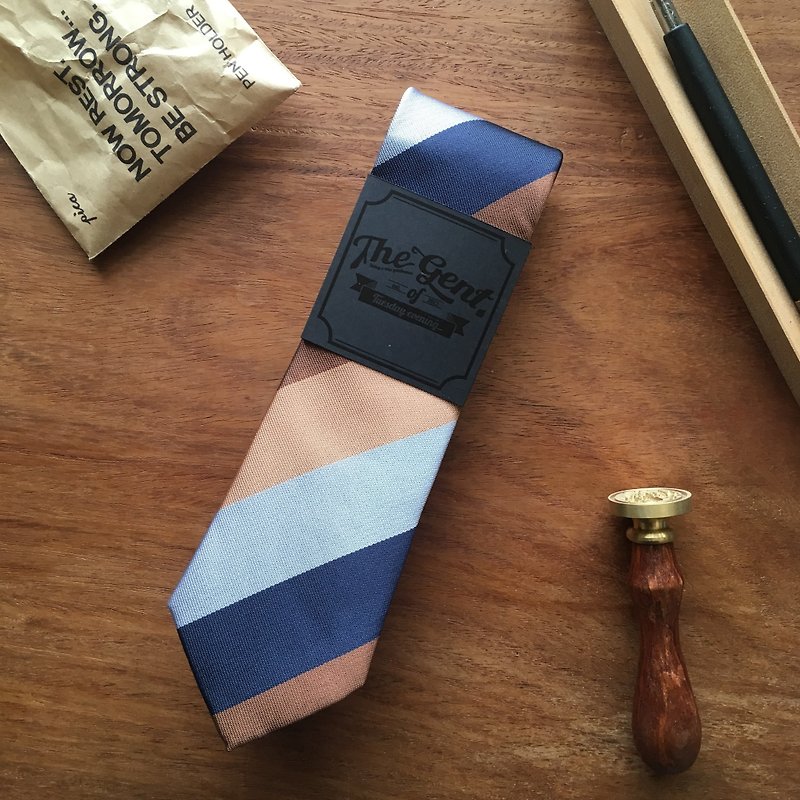 The GENT Brown and Blue Shade Stripe Necktie - เนคไท/ที่หนีบเนคไท - ผ้าฝ้าย/ผ้าลินิน หลากหลายสี