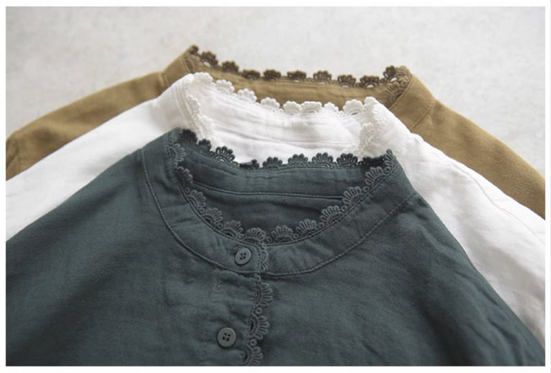 [Mori Zhihai] Versatile lace shirt Japanese basic style suitable for all seasons (ready in stock) - Women's Shirts - Cotton & Hemp Green