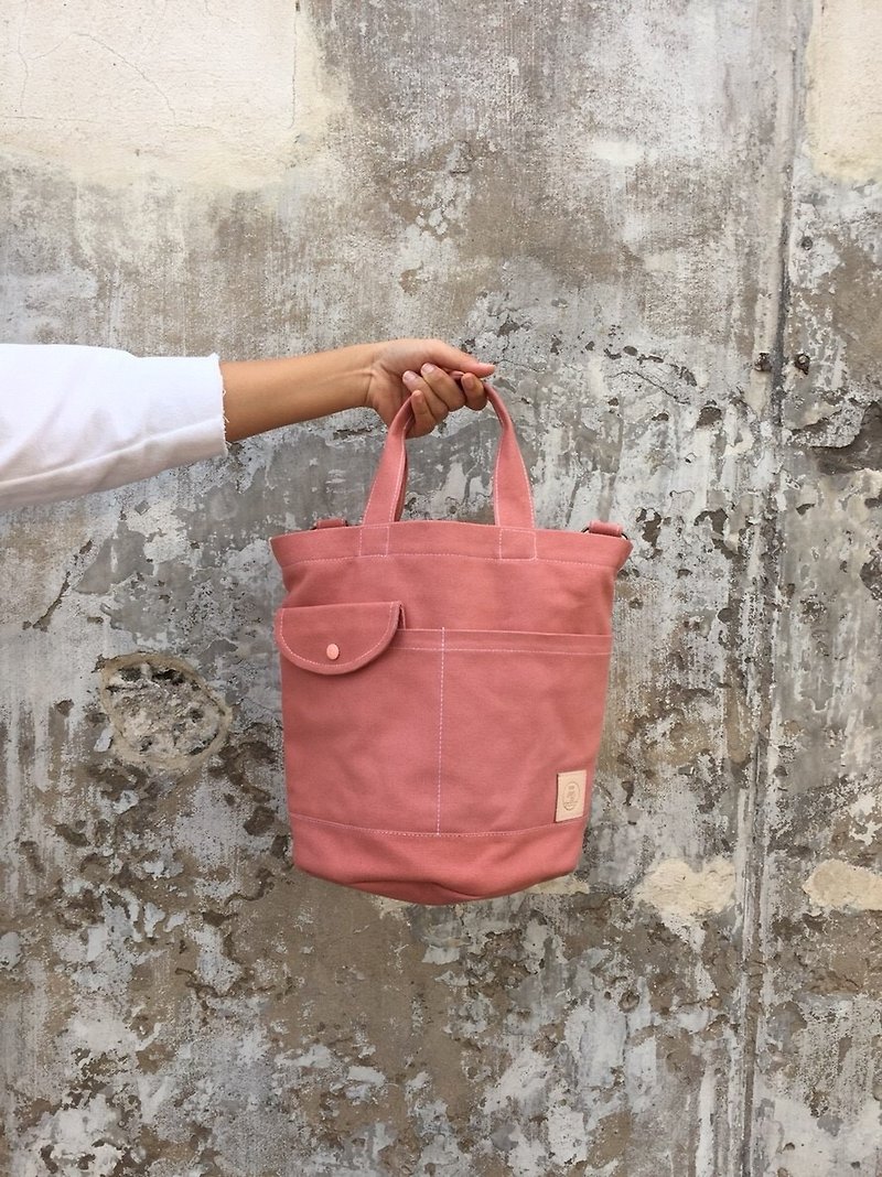 Tote to travel bag - 手袋/手提袋 - 其他材質 粉紅色