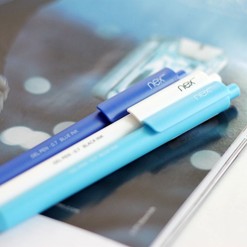 PREMECスイスペンは何も良くありません、青いゲルインクペンは3つのグループに含まれています - その他のペン - プラスチック ブルー
