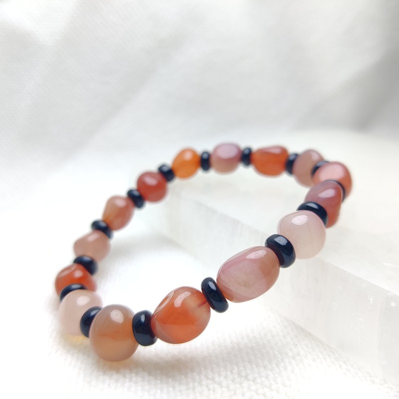 [Customized products] African non-red agate Agate natural crystal - Bracelets - Crystal Red