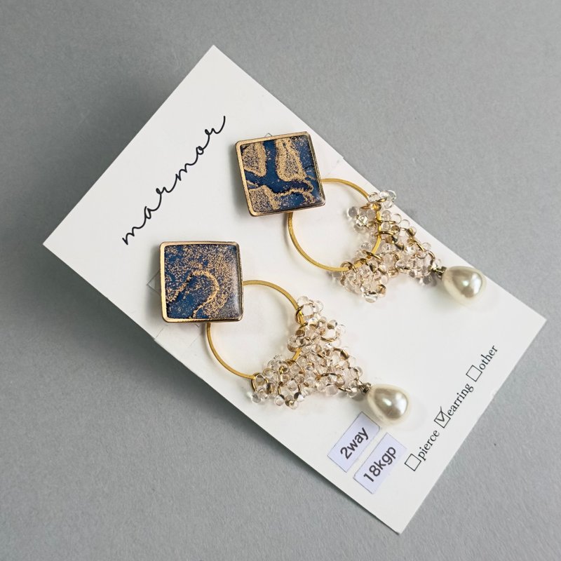 【1点のみ】ブルー　2way  アルコールインクアート　イヤリング　18kgp　ロング　青　ゴールド　人と被らない　世界で一つ　金属アレルギー対応　シンプル - 耳環/耳夾/耳骨夾 - 樹脂 藍色