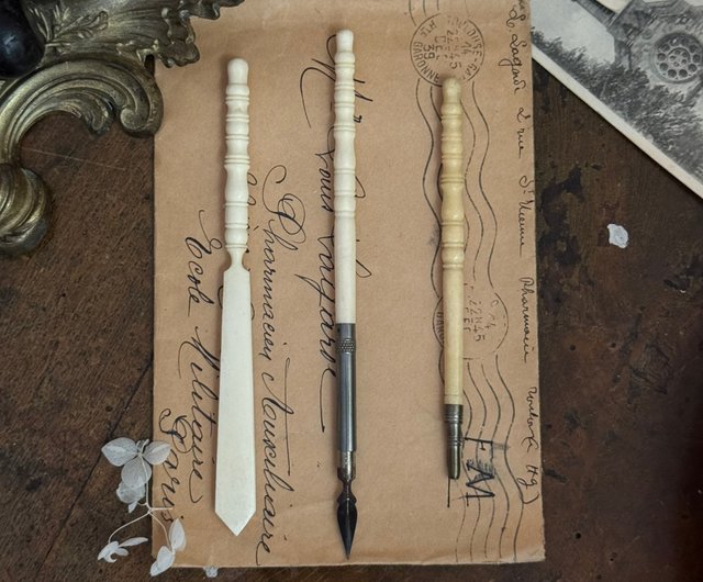 【たいへん希少美品☆彡】 アンティークブローチ ペーストガラス フランス 英国 たいへん希少美品☆彡】 アンティークブローチ ペーストガラス