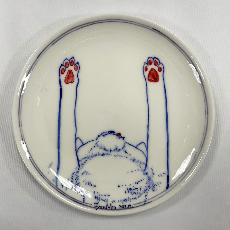【陶佐陶 TAOZOTAO】手描き (7 インチ) 磁器プレート - 両手を広げた猫 - 皿・プレート - 磁器 ホワイト